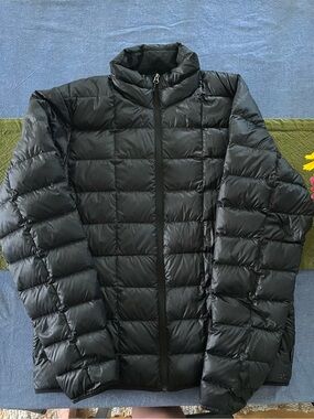 REI Black Men's Packable Down Jacket